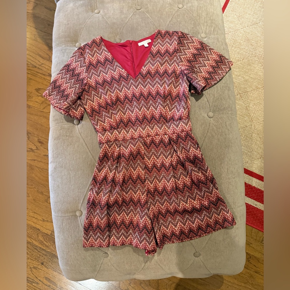 Gianni Bini Chevron Patterned Mini Romper Size Small